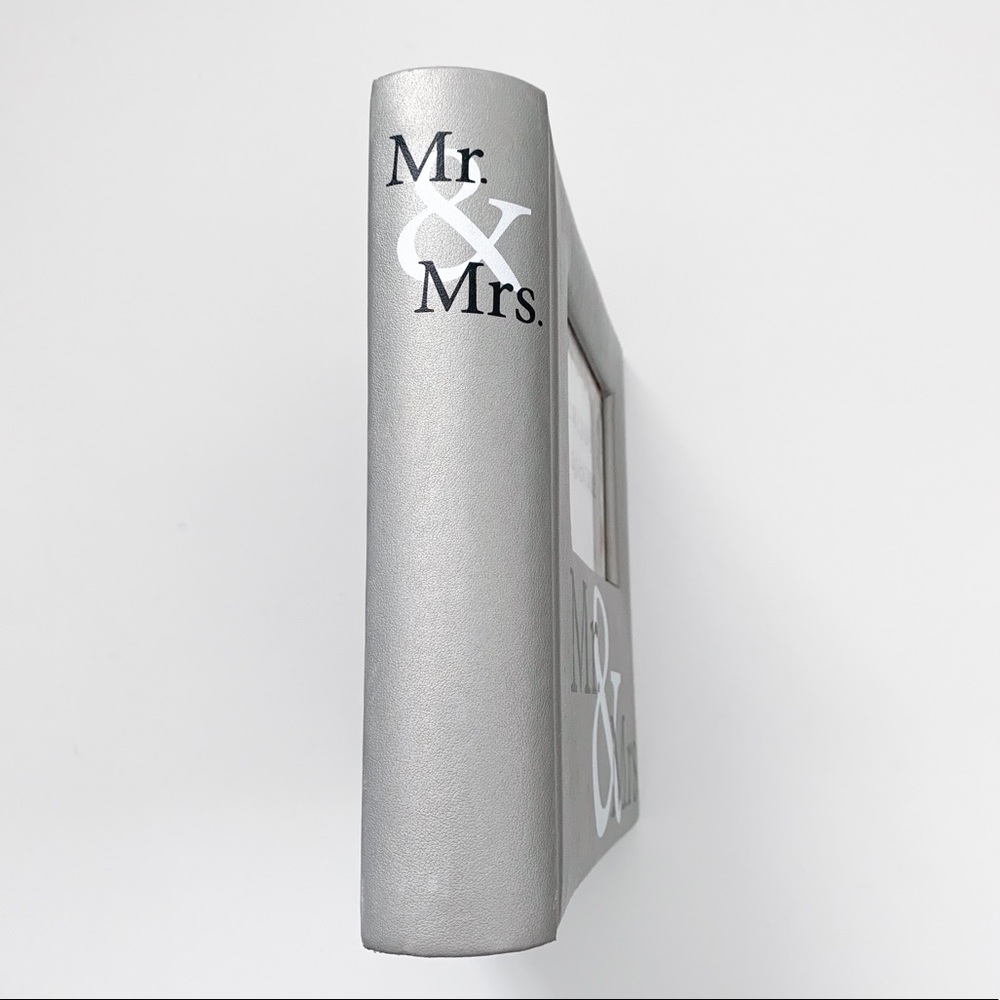 Mr & Mrs Wedding Sign In Book - Picture 2 of 5